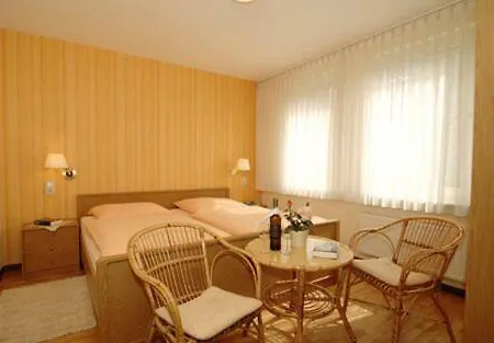 Gaststaette Faelber Kirchheim (Hessen)